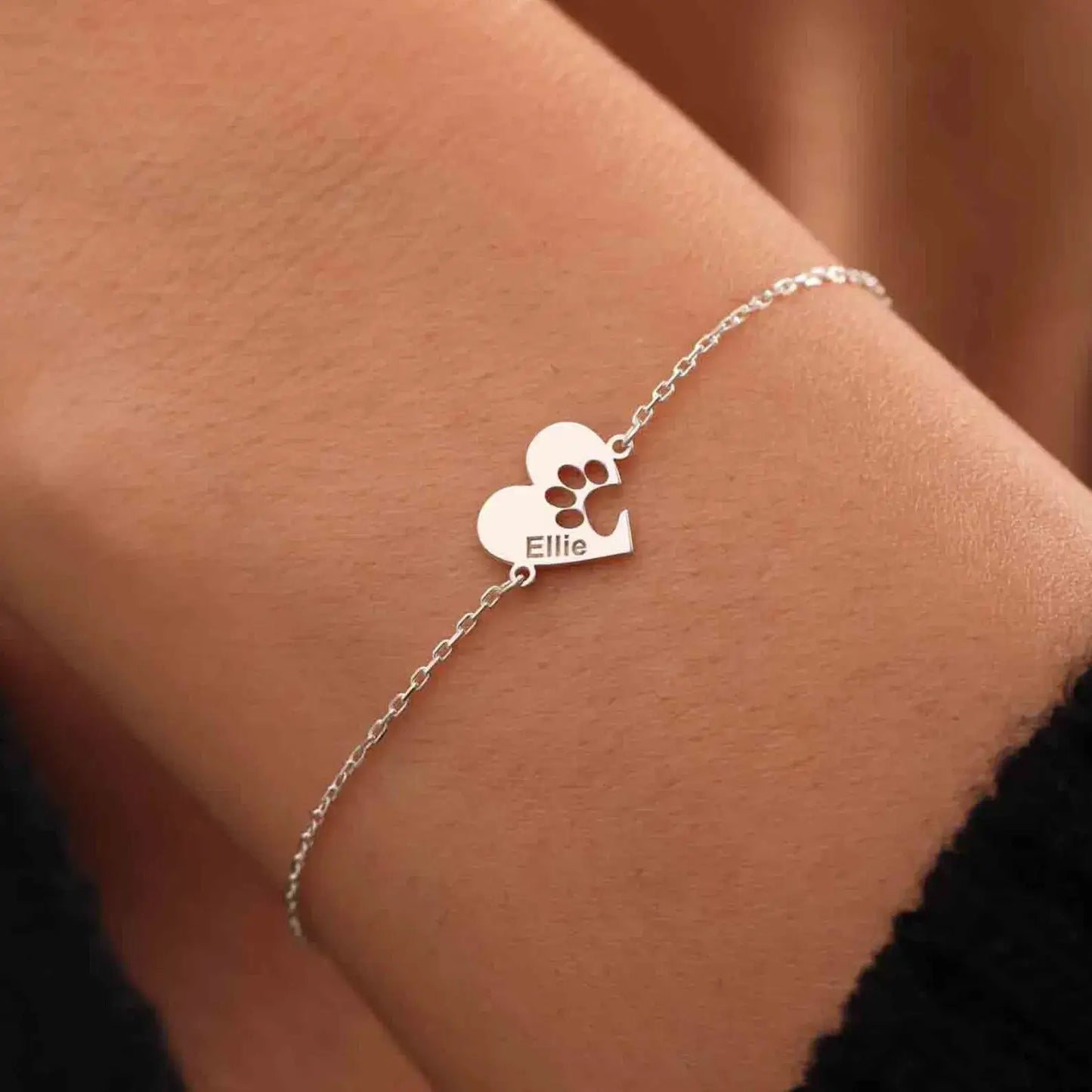 Pulsera personalizada con nombre y huella de corazón