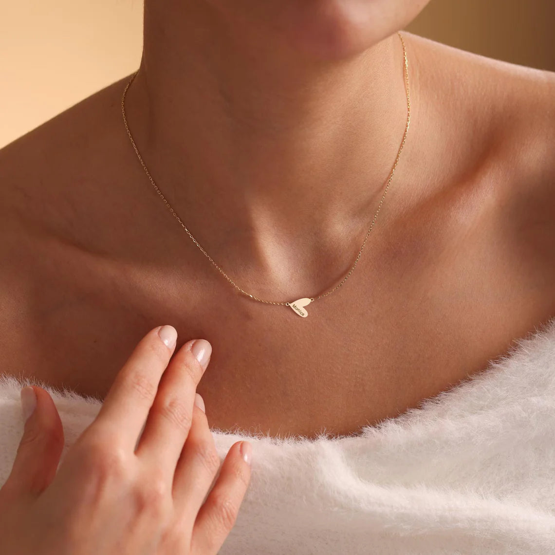 Collar personalizado con corazón grabado