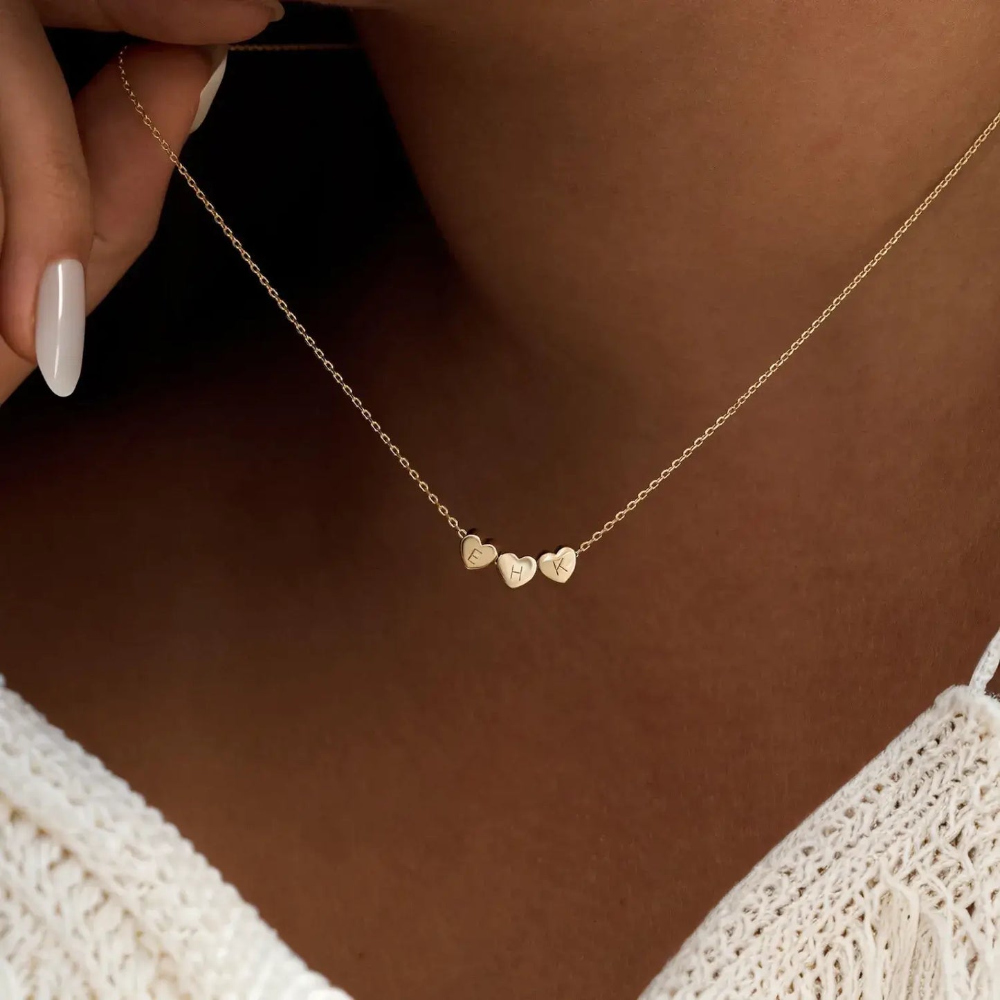 Collar personalizado con inicial y corazón