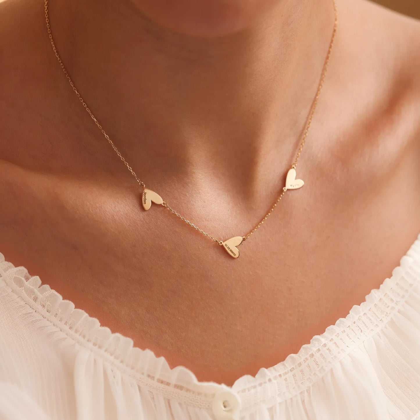 Collar personalizado con corazón grabado